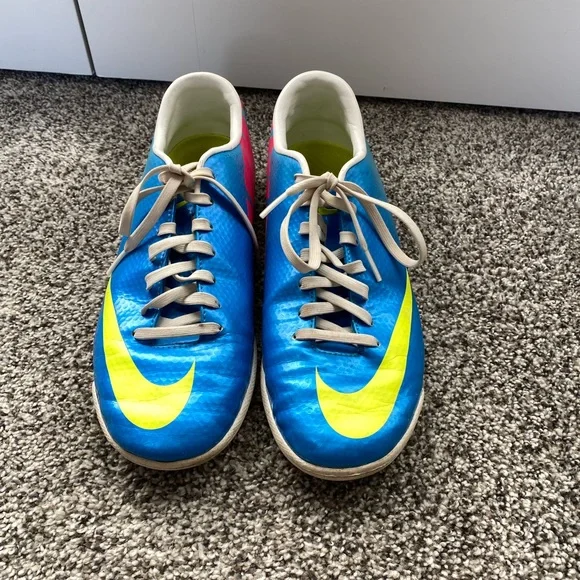 Nike Runners - Picture 2 of 7